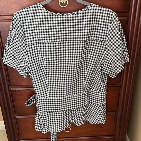 Max Studio Wrap Top - Picture 2 of 12